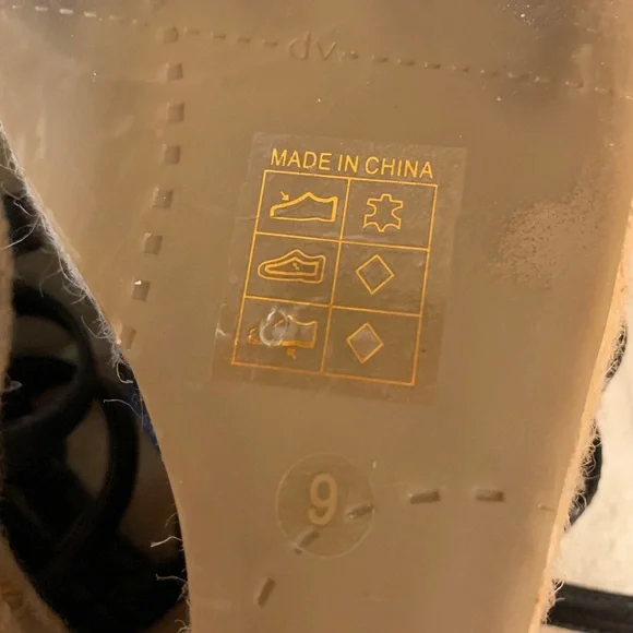 Dolce Vita Wedges - Picture 7 of 8